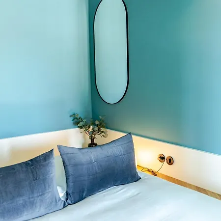 Award Winning Design Center - River View By Lisbeyond *