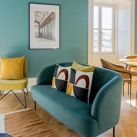 Award Winning Design Center - River View By Lisbeyond *