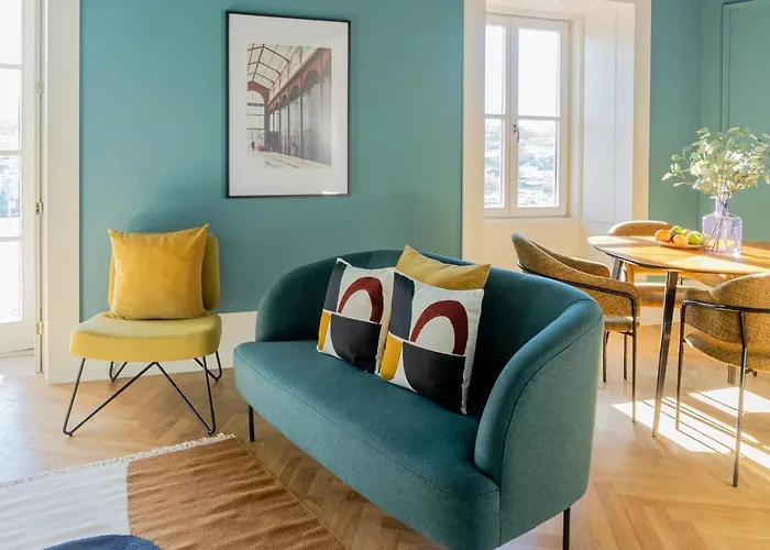 Award Winning Design Center - River View By Lisbeyond *