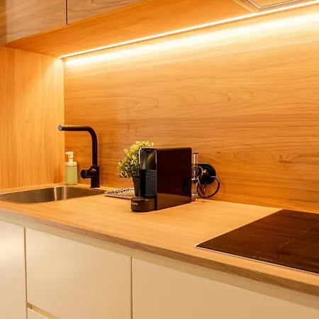 Award Winning Design Center - River View By Lisbeyond